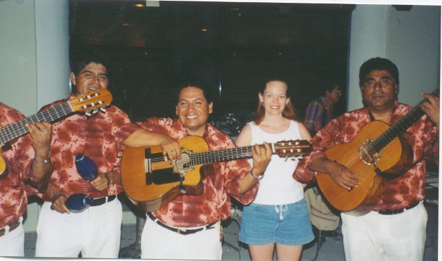 Mexico_Jen&Mariachi