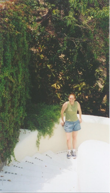 Mexico_WalktoRoom
