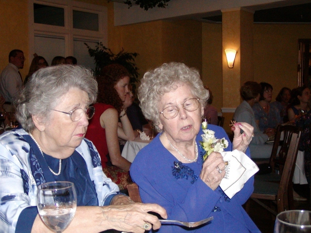 Reception_twosisiters
